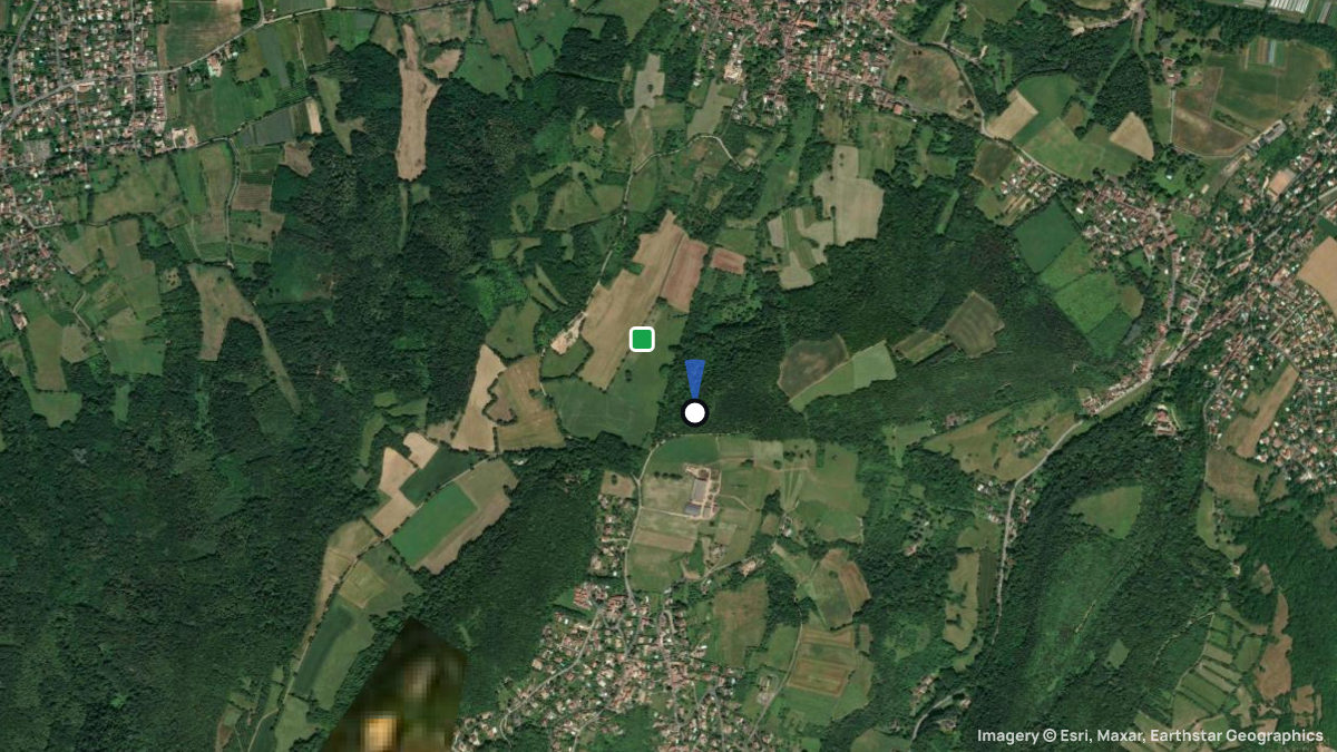 Satellite map of Croix Rampau with its launches and landings