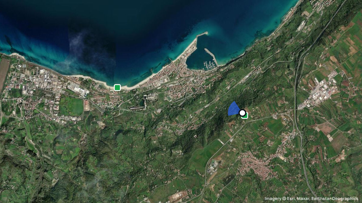 Satellite map of Vibo Marina with its launches and landings