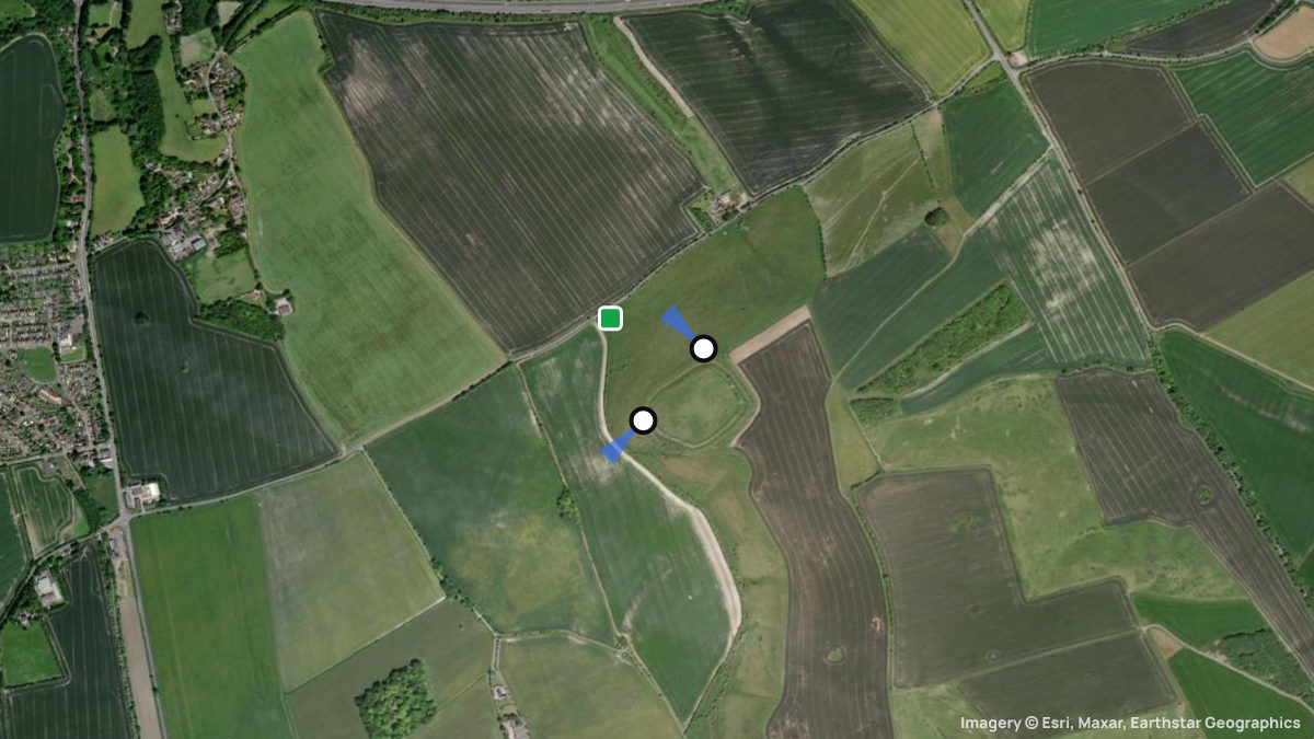 Satellite map of Liddington Castle with its launches and landings