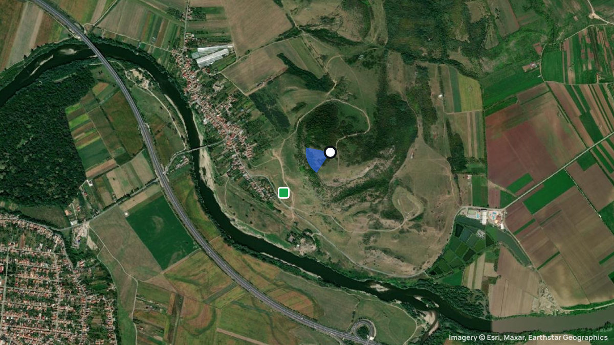 Satellite map of Uroi with its launches and landings