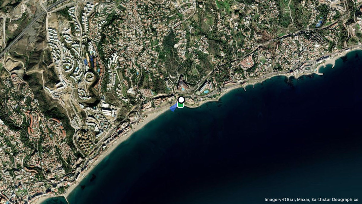 Satellitenkarte von Holiday Village mit Start- und Landeplätzen