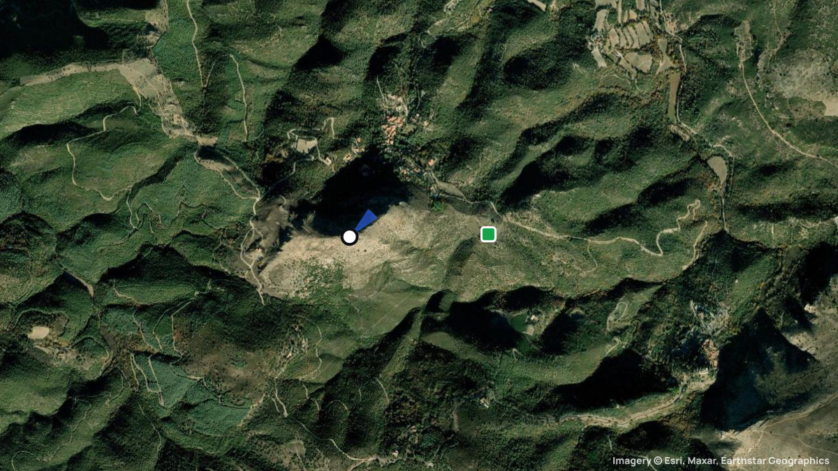 Satellite map of Camelas with its launches and landings