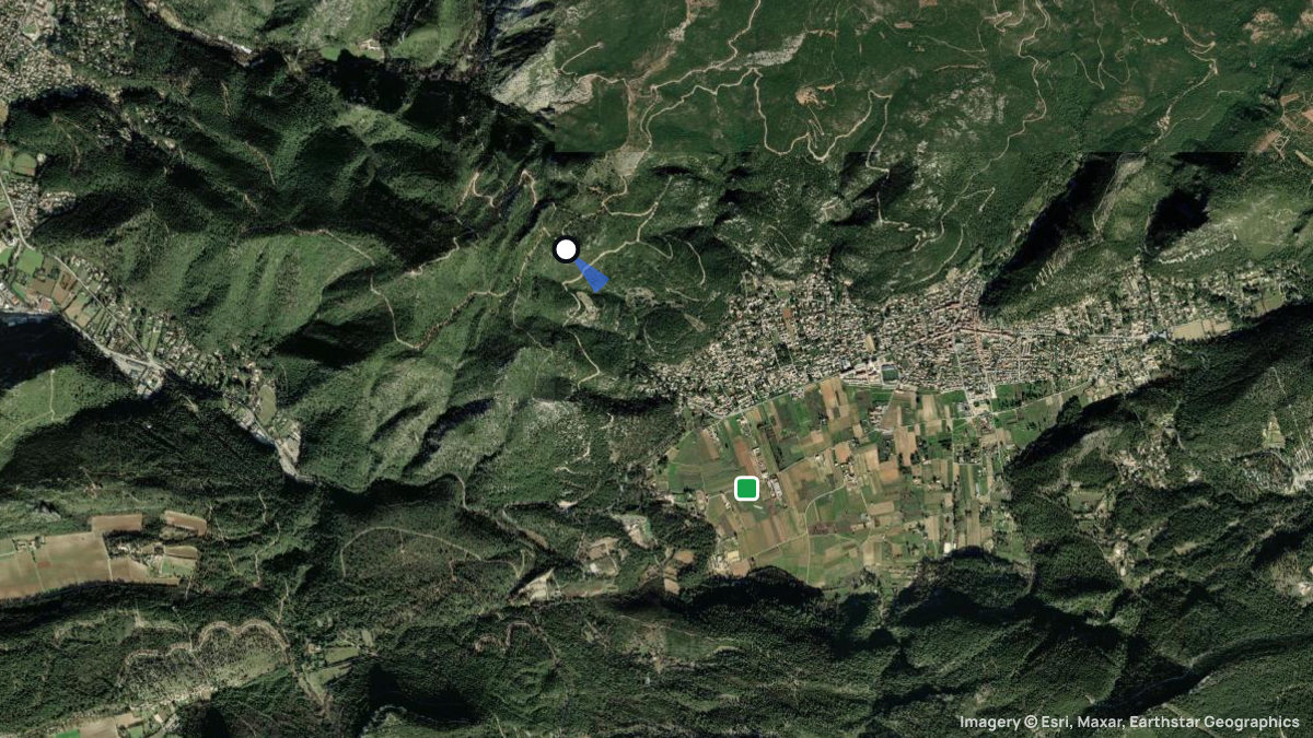 Satellite map of Cuges les Pins with its launches and landings