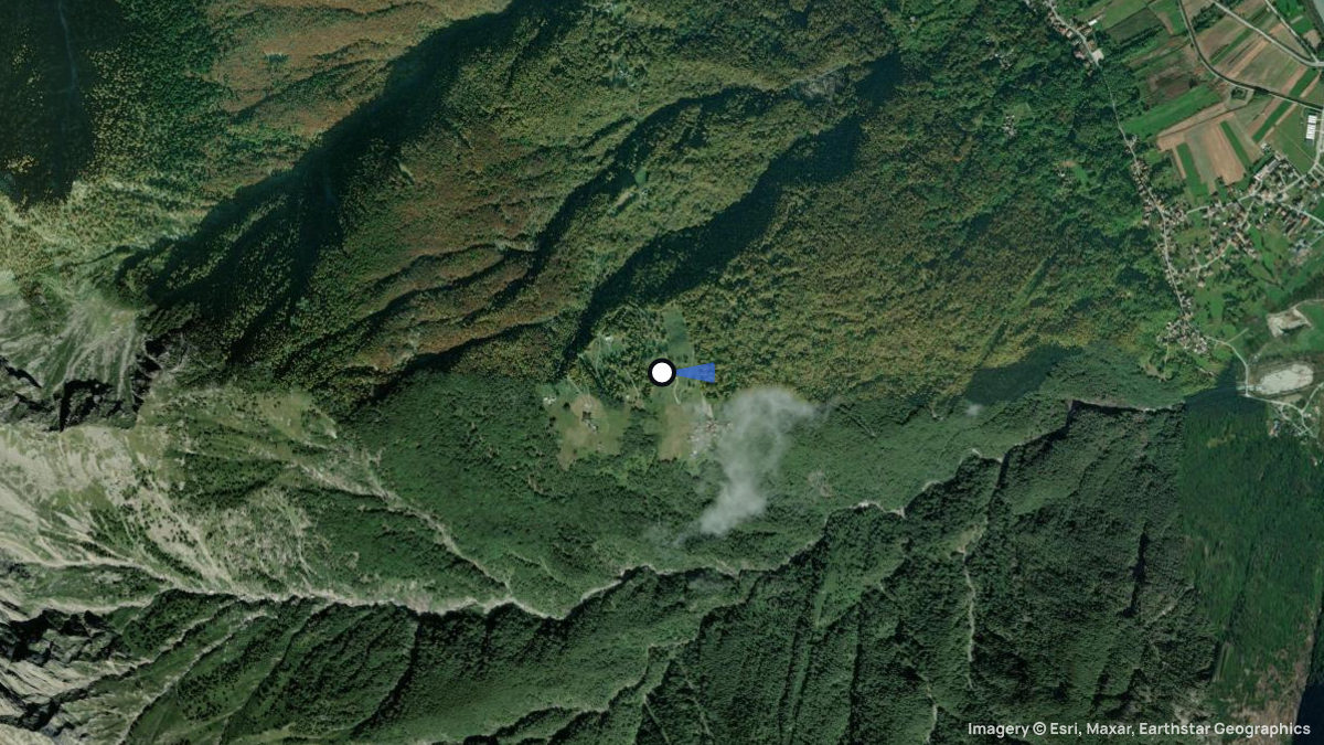 Satellite map of Samolaco with its launches and landings