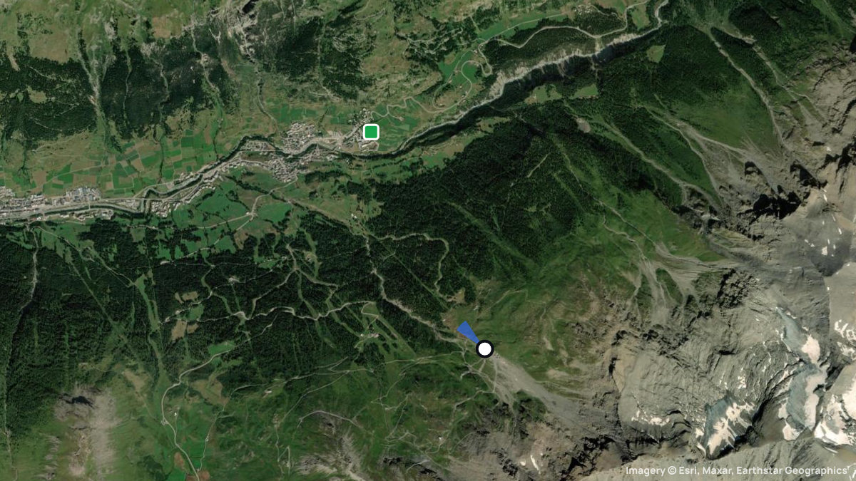 Satellite map of Lanslevillard with its launches and landings