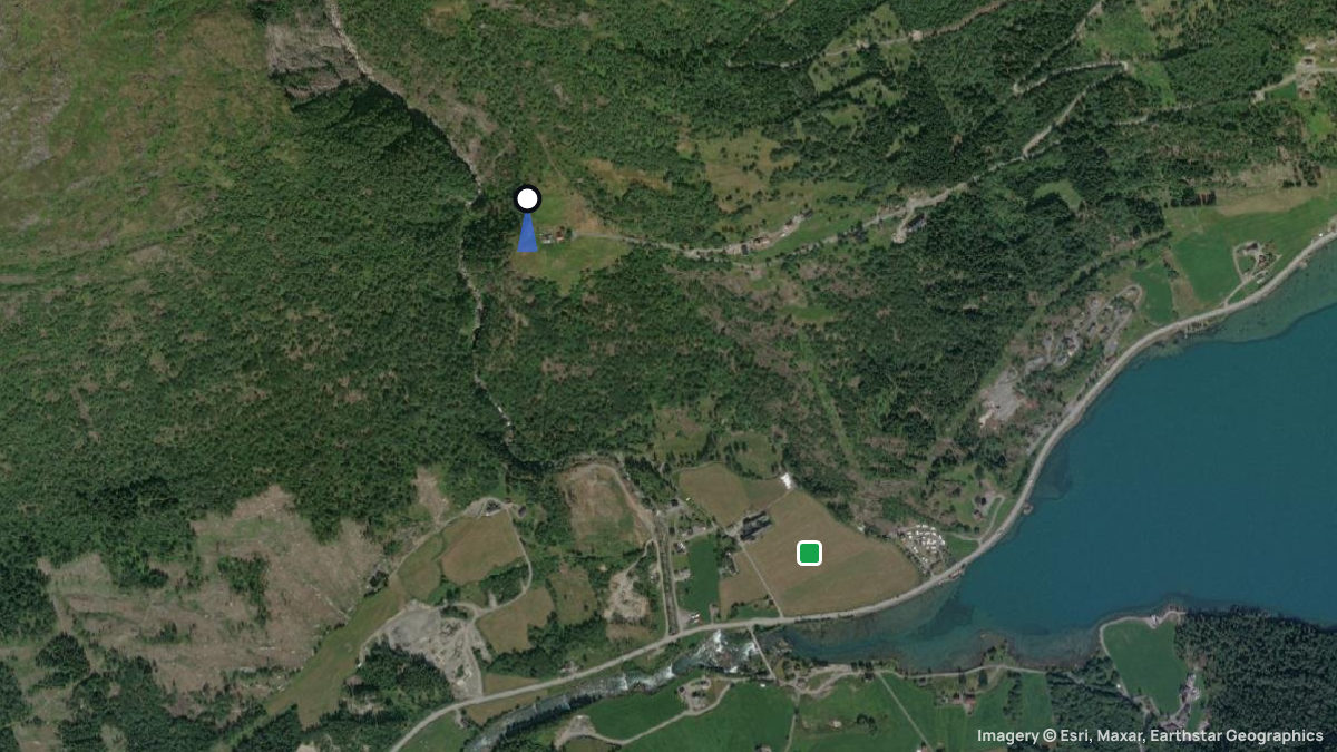 Satellite map of Stryn with its launches and landings