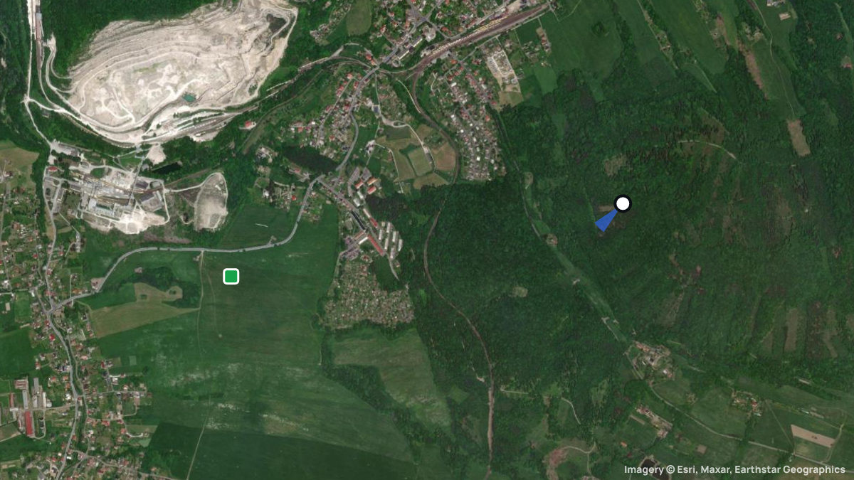 Satellite map of Cerveny Kamen with its launches and landings