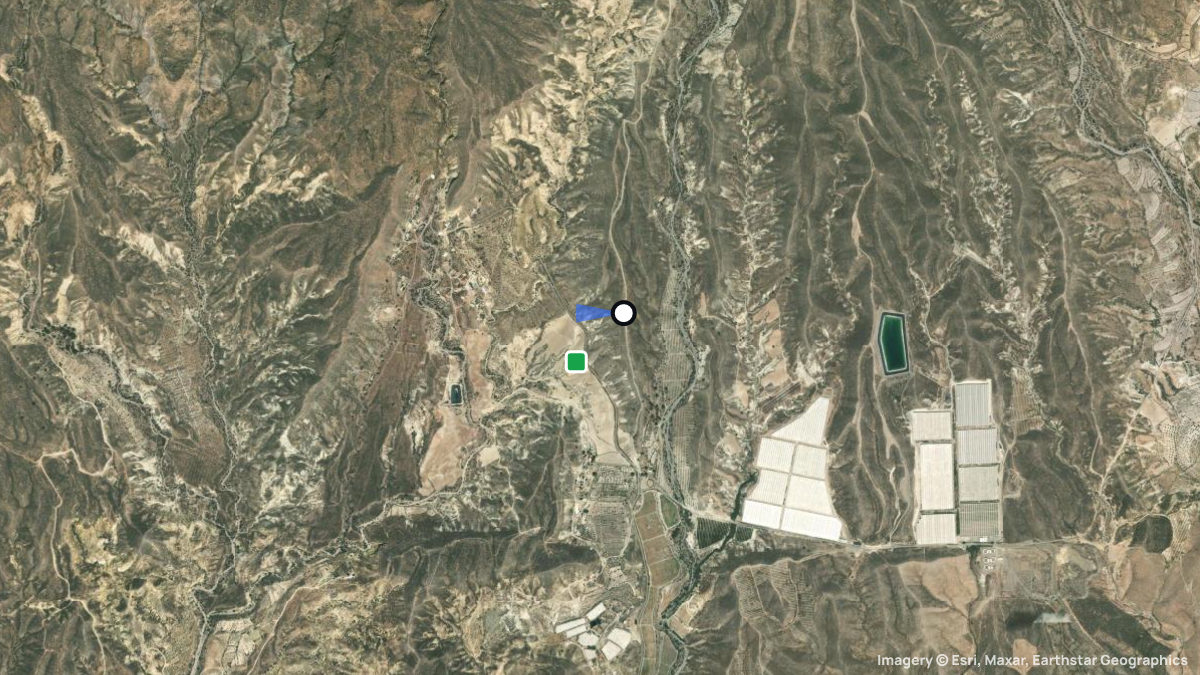 Satellitenkarte von Cuevas mit Start- und Landeplätzen