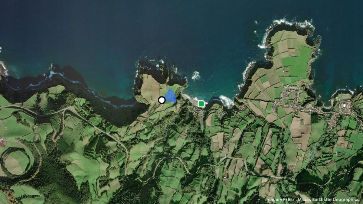 Satellite map of Porto Formoso with its launches and landings