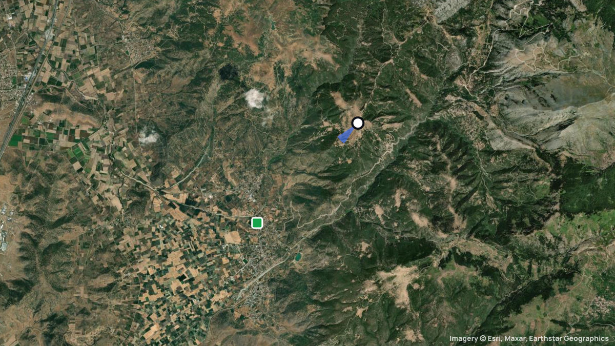 Satellite map of Sykourio with its launches and landings