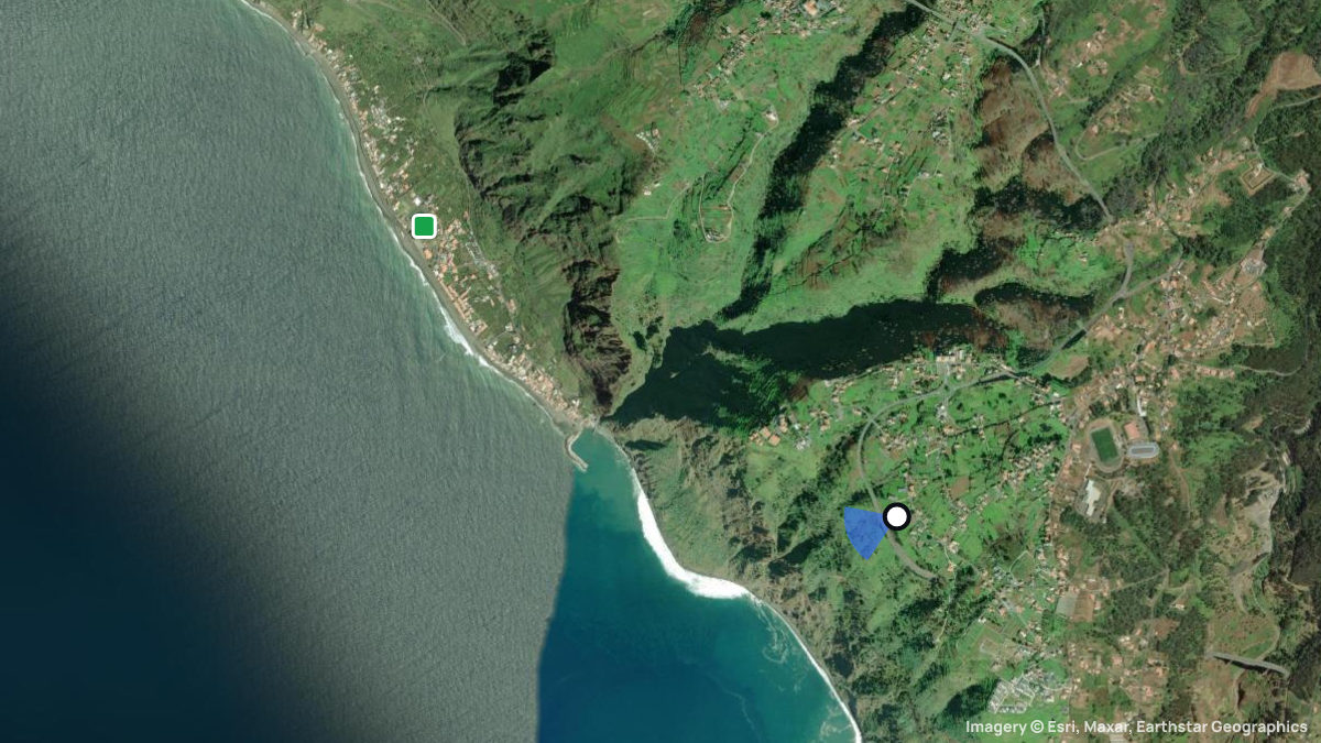 Satellite map of Prazeres with its launches and landings