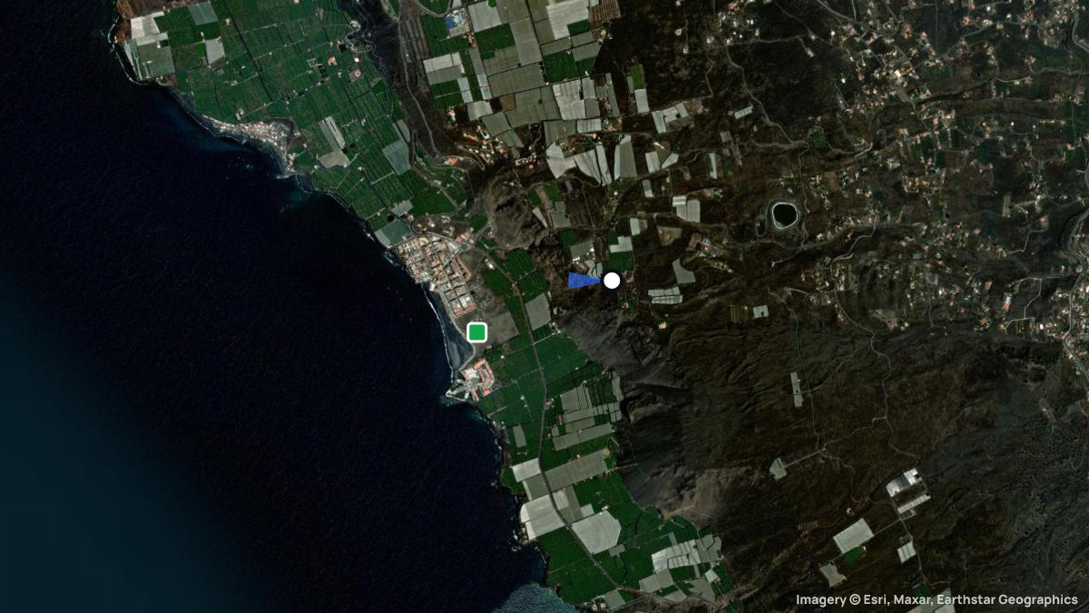 Satellite map of Puerto Naos with its launches and landings