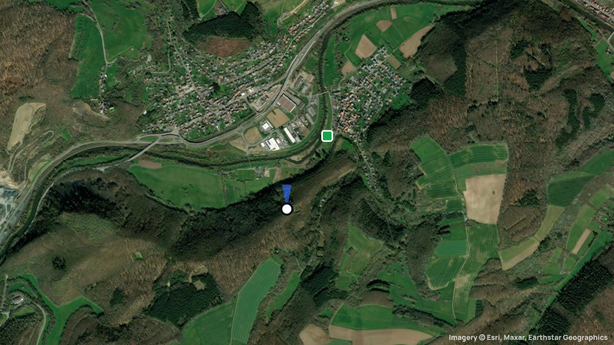 Satellite map of Strüther Wald with its launches and landings
