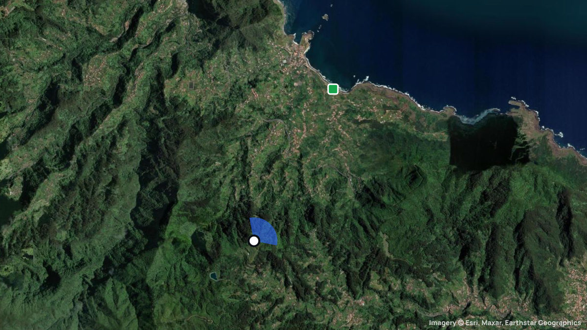 Satellite map of Lamaceiros with its launches and landings