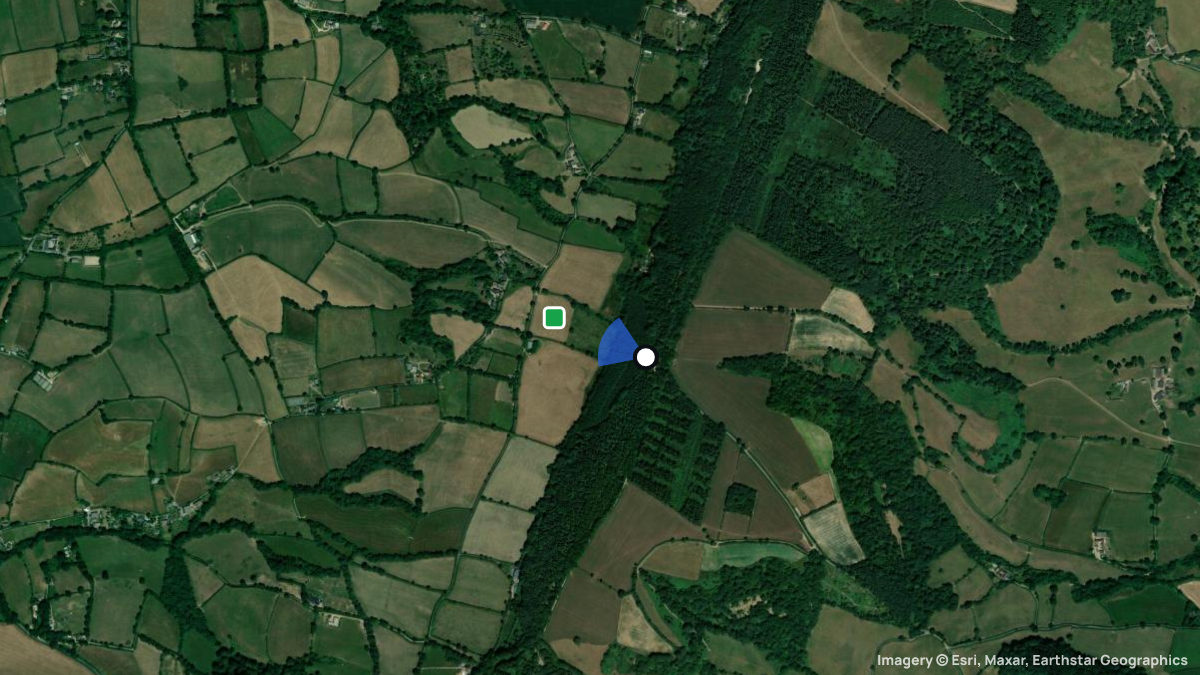 Satellitenkarte von East Hill mit Start- und Landeplätzen