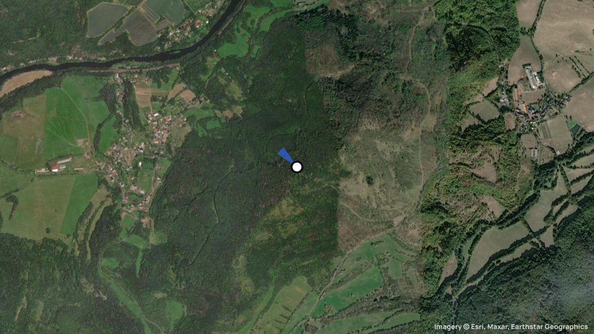 Satellite map of Cerny vrch with its launches and landings