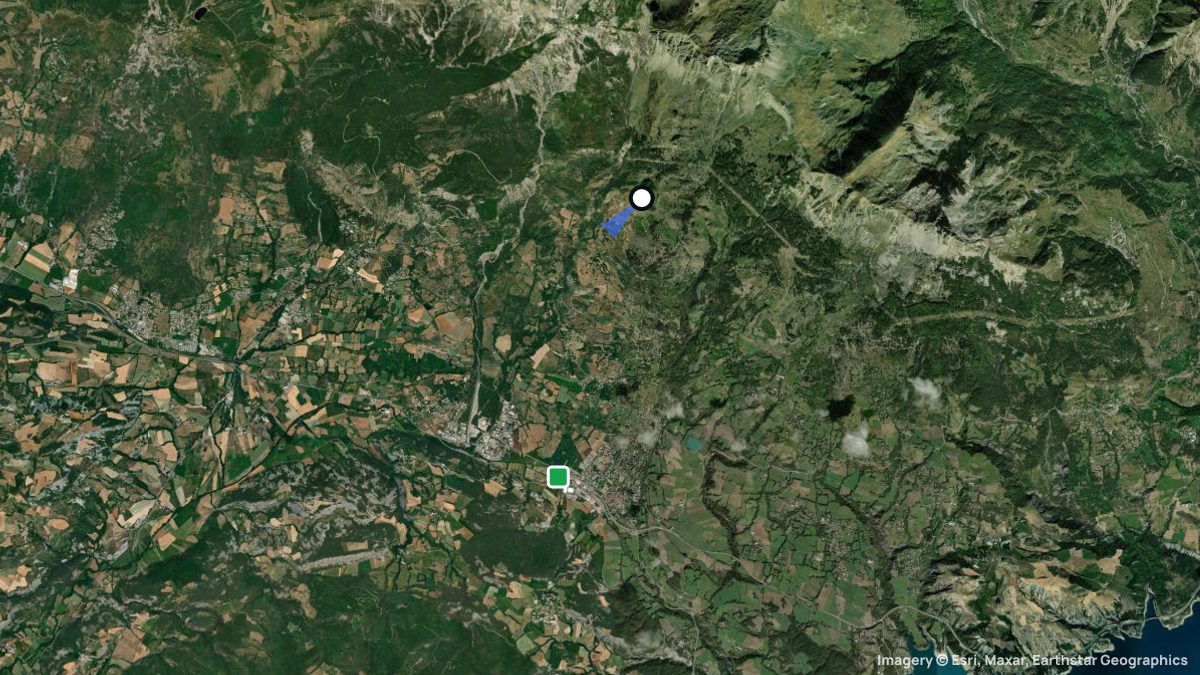 Satellite map of Chorges with its launches and landings