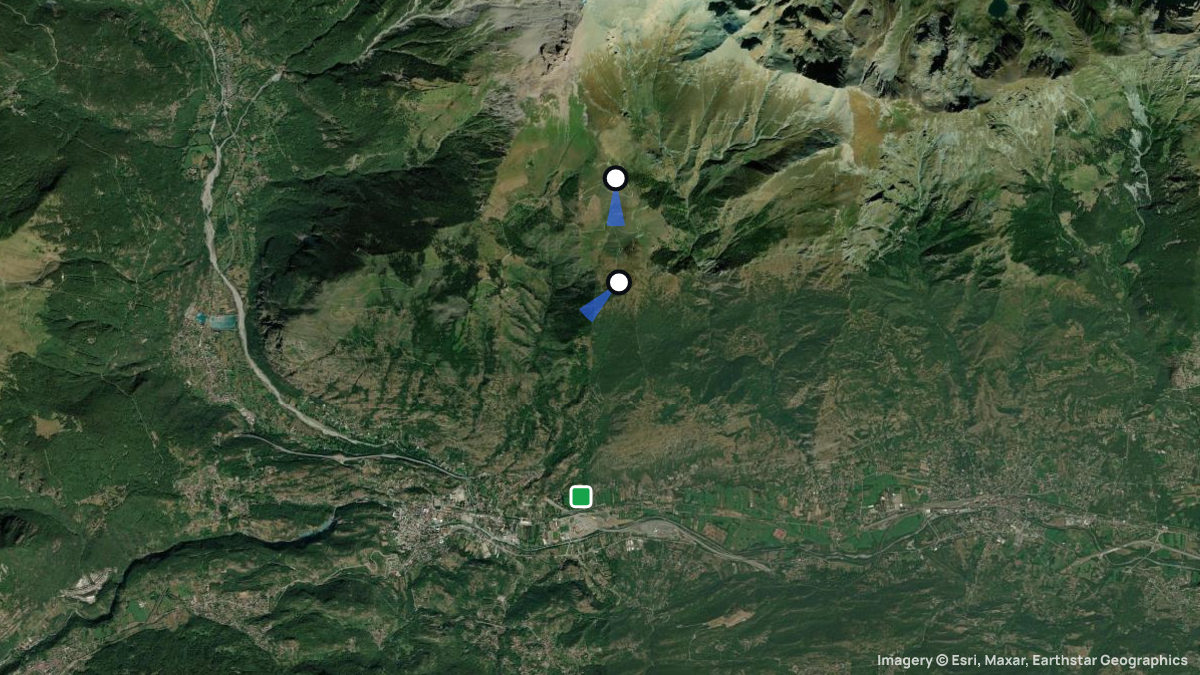 Satellite map of La Riposa with its launches and landings