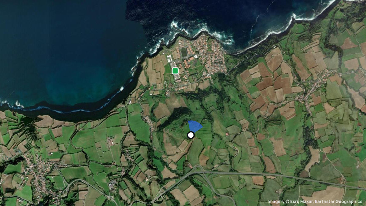 Satellite map of Pico da Vigia with its launches and landings