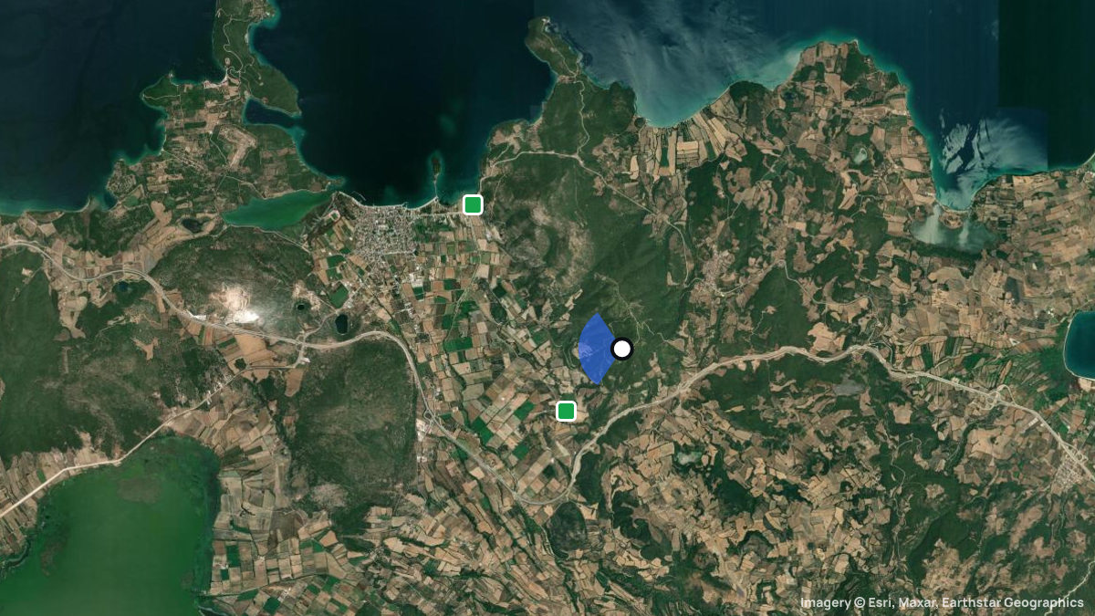 Satellite map of Vonitsa with its launches and landings