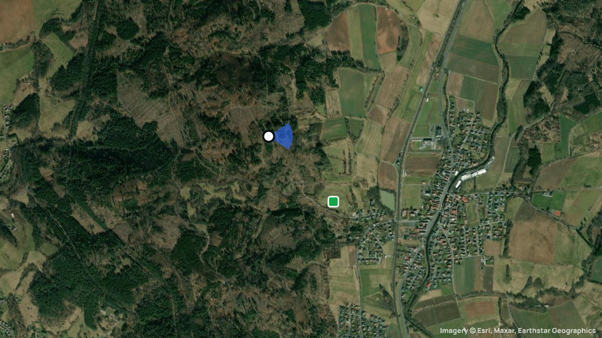 Satellite map of Neukenroth with its launches and landings