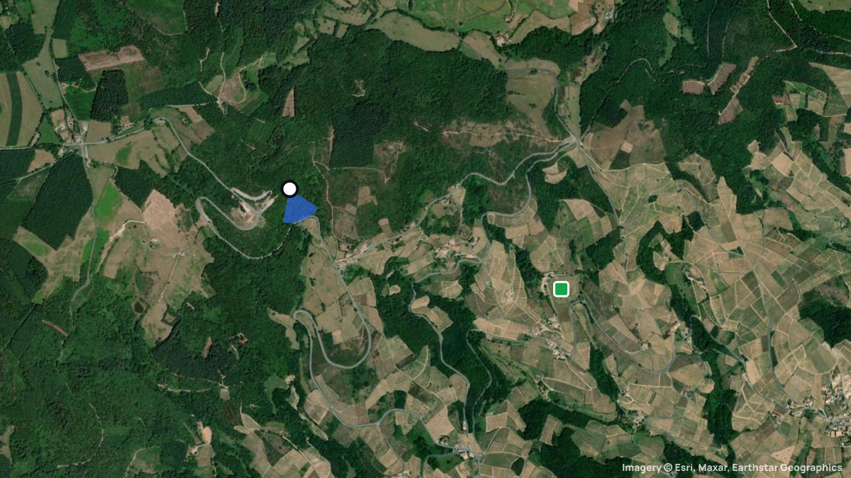Satellite map of Chiroubles with its launches and landings