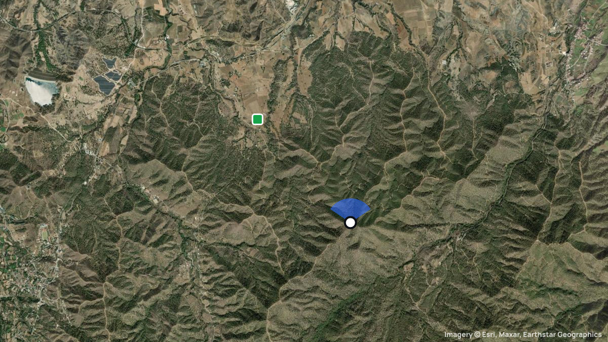 Satellite map of Moutti tou Dia with its launches and landings