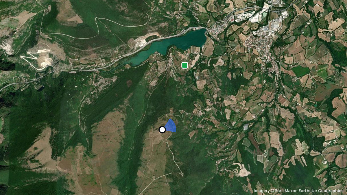 Satellite map of Lago di Caccamo with its launches and landings