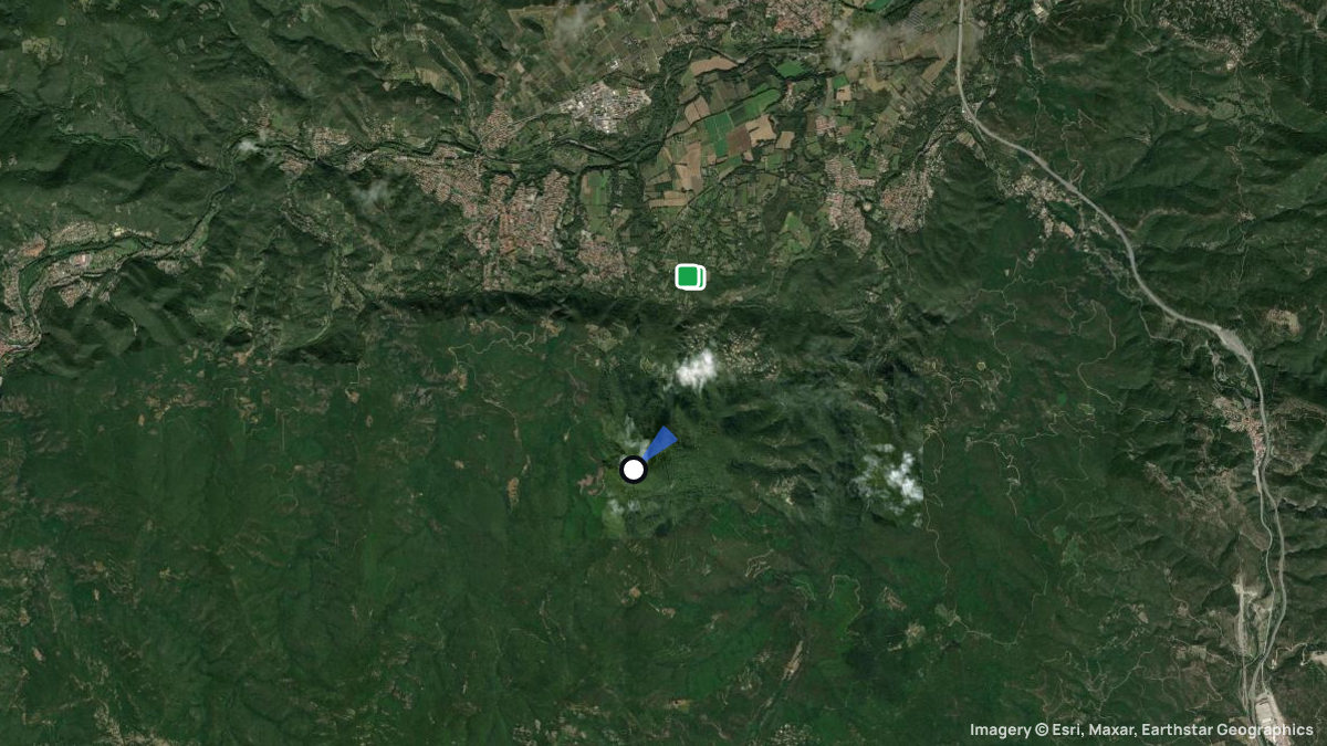 Satellite map of Ceret with its launches and landings
