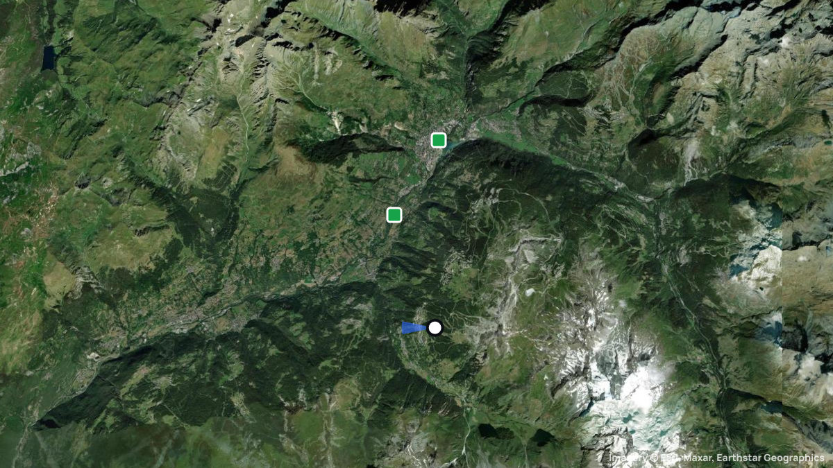 Satellite map of Plan de l'ours with its launches and landings