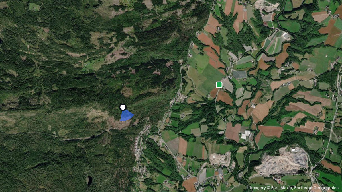 Satellite map of Eggekollen with its launches and landings