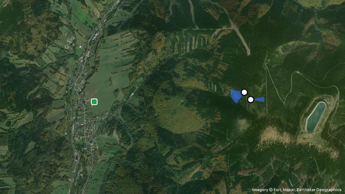 Satellite map of Kamenec with its launches and landings