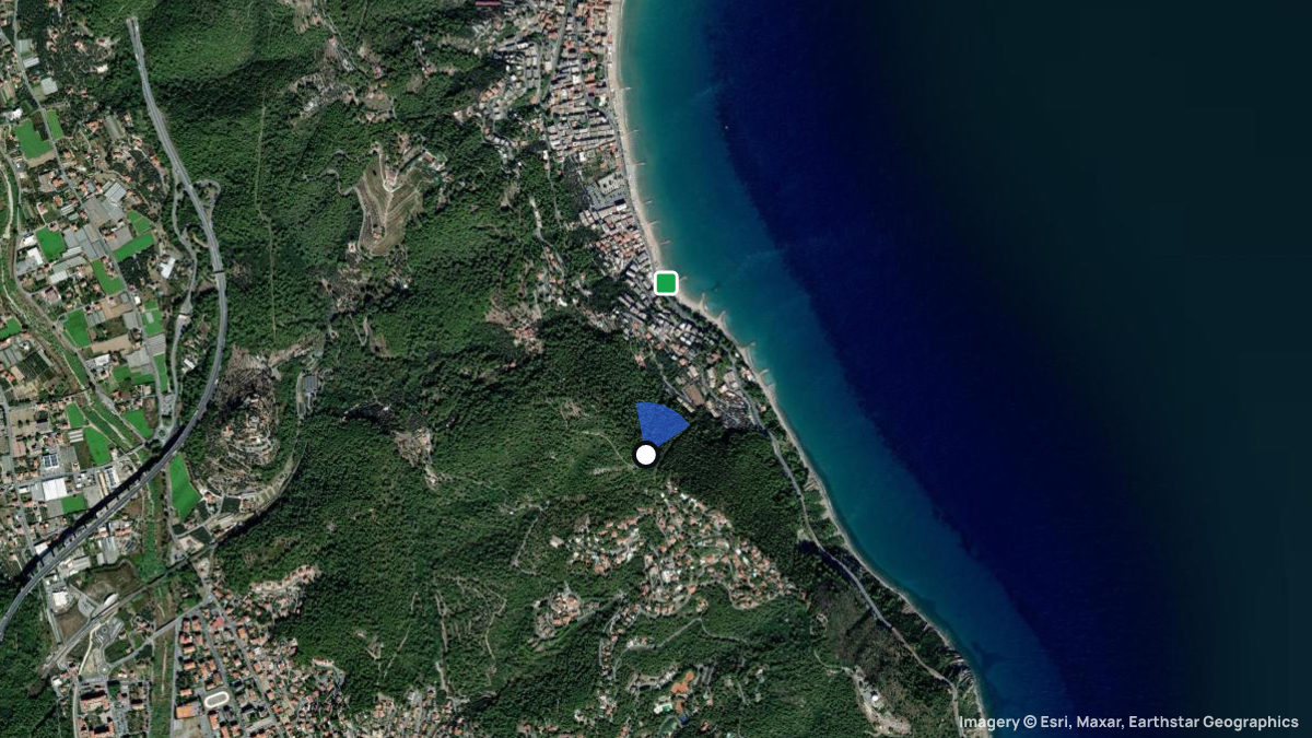 Satellite map of Capo Mele with its launches and landings