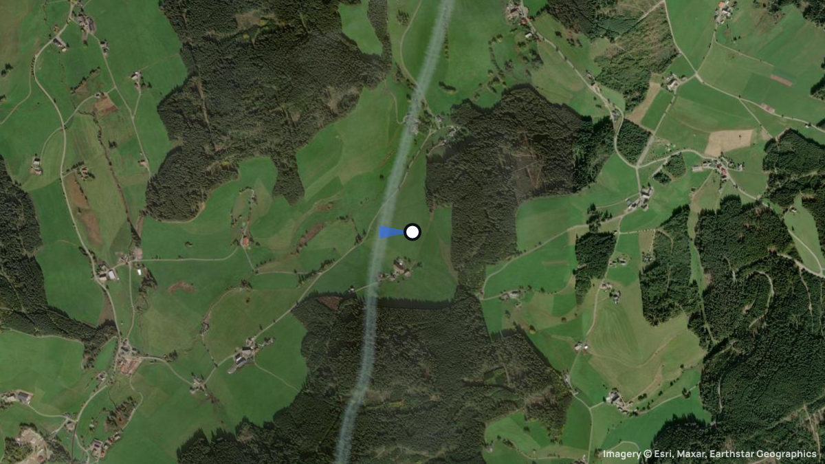 Satellitenkarte von Schwärzenbach mit Start- und Landeplätzen