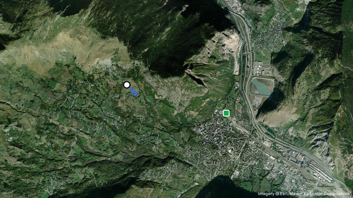 Satellitenkarte von St.-Jean-de-Maurienne mit Start- und Landeplätzen