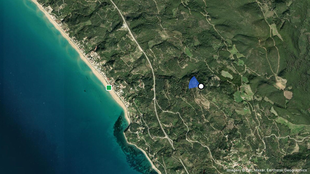 Satellite map of Vrachos with its launches and landings