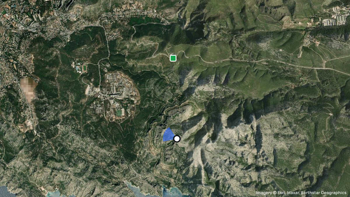 Satellite map of Mont Puget with its launches and landings