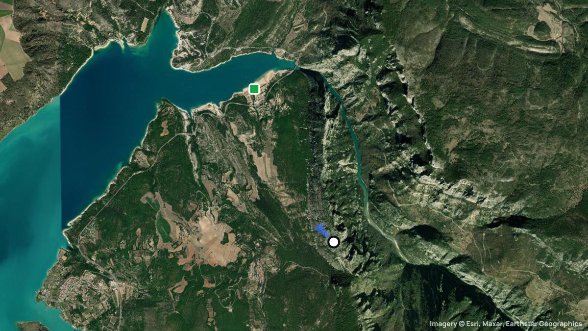 Satellite map of Aiguines with its launches and landings