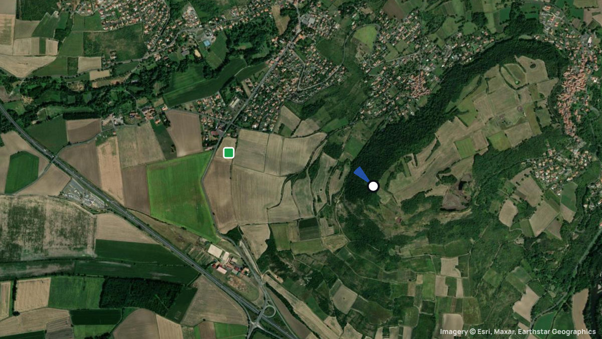 Satellite map of Puy de Corent with its launches and landings