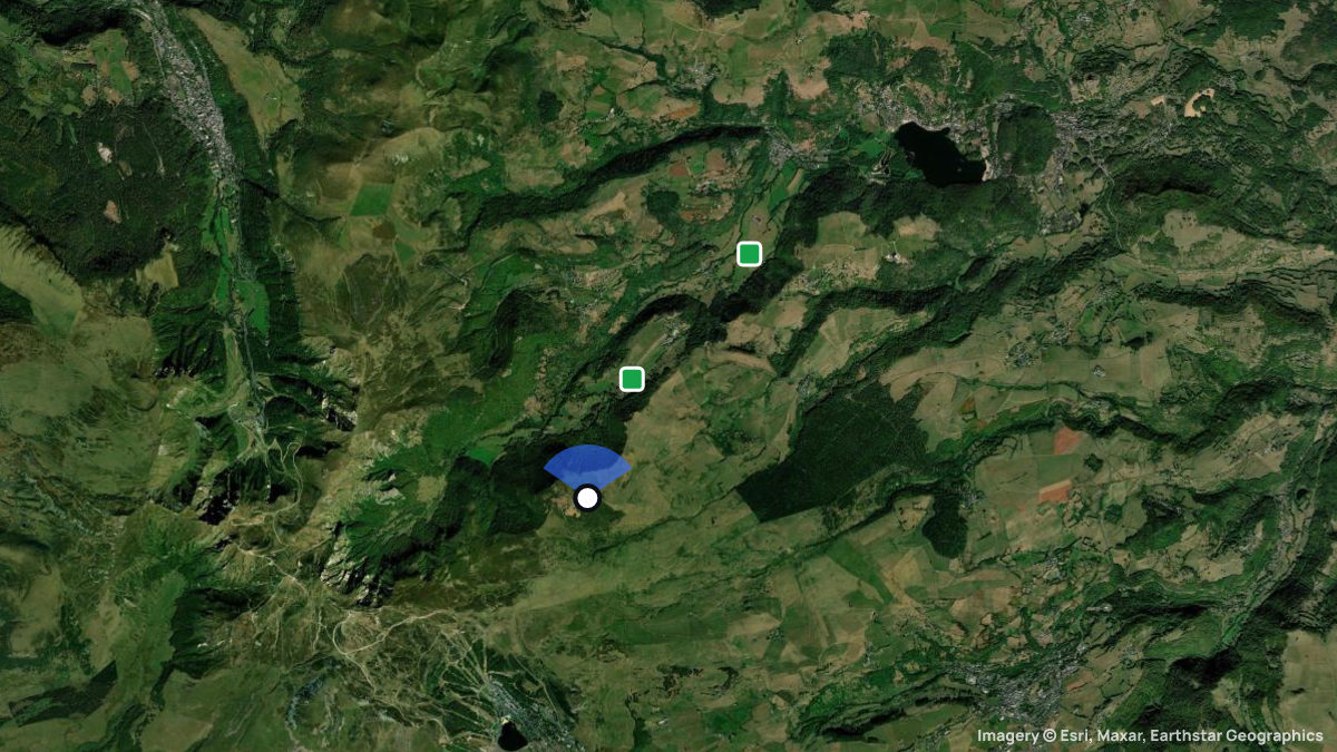 Satellite map of Montagne de la Plate with its launches and landings