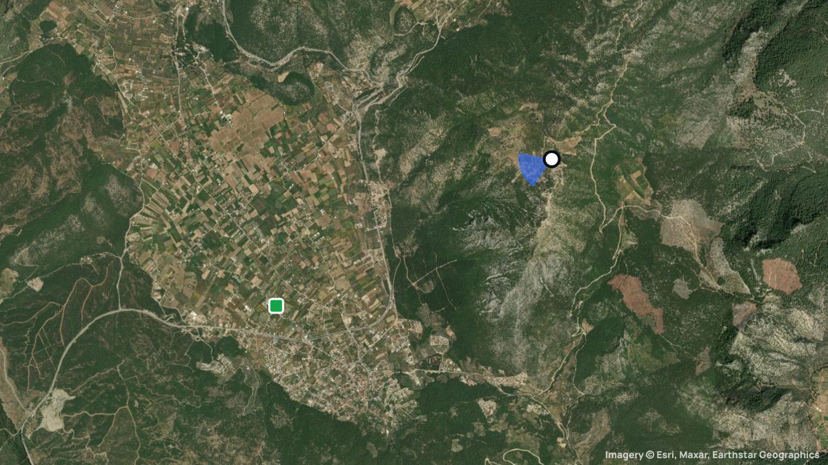 Satellite map of Uzumlu with its launches and landings