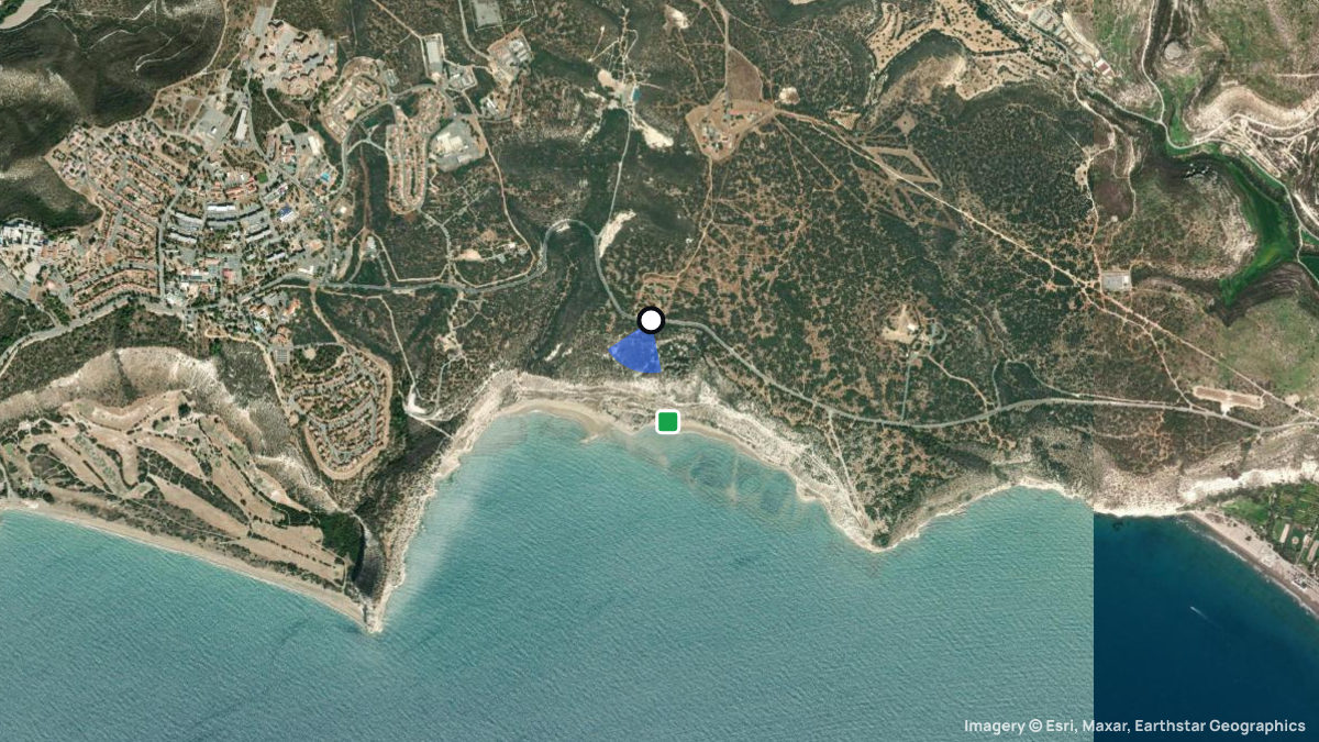 Satellite map of Zapalo Bay with its launches and landings