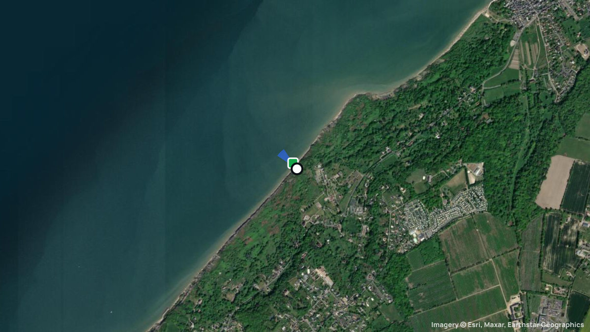 Satellite map of Villerville with its launches and landings