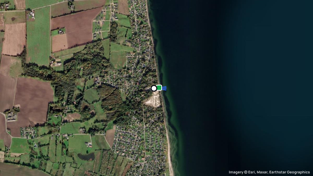 Satellite map of Hvidbjerg with its launches and landings
