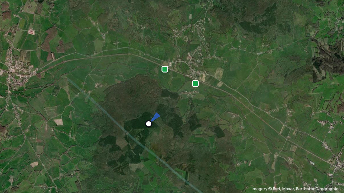 Satellite map of Mesvres with its launches and landings