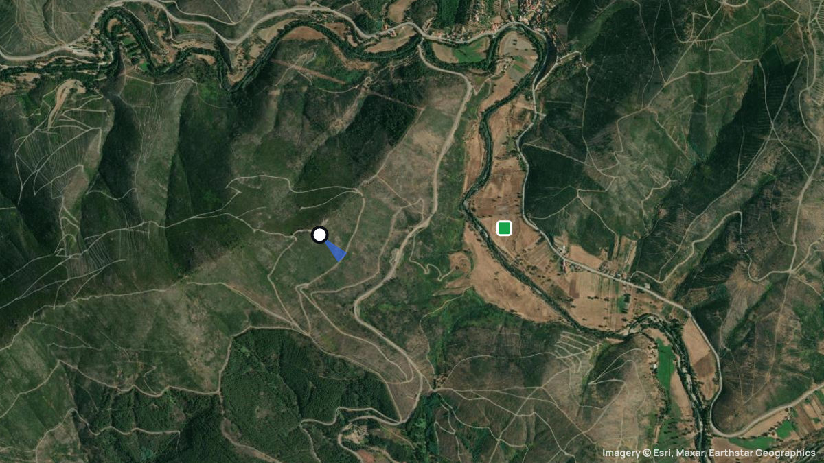 Satellite map of Vale de Amoreira with its launches and landings