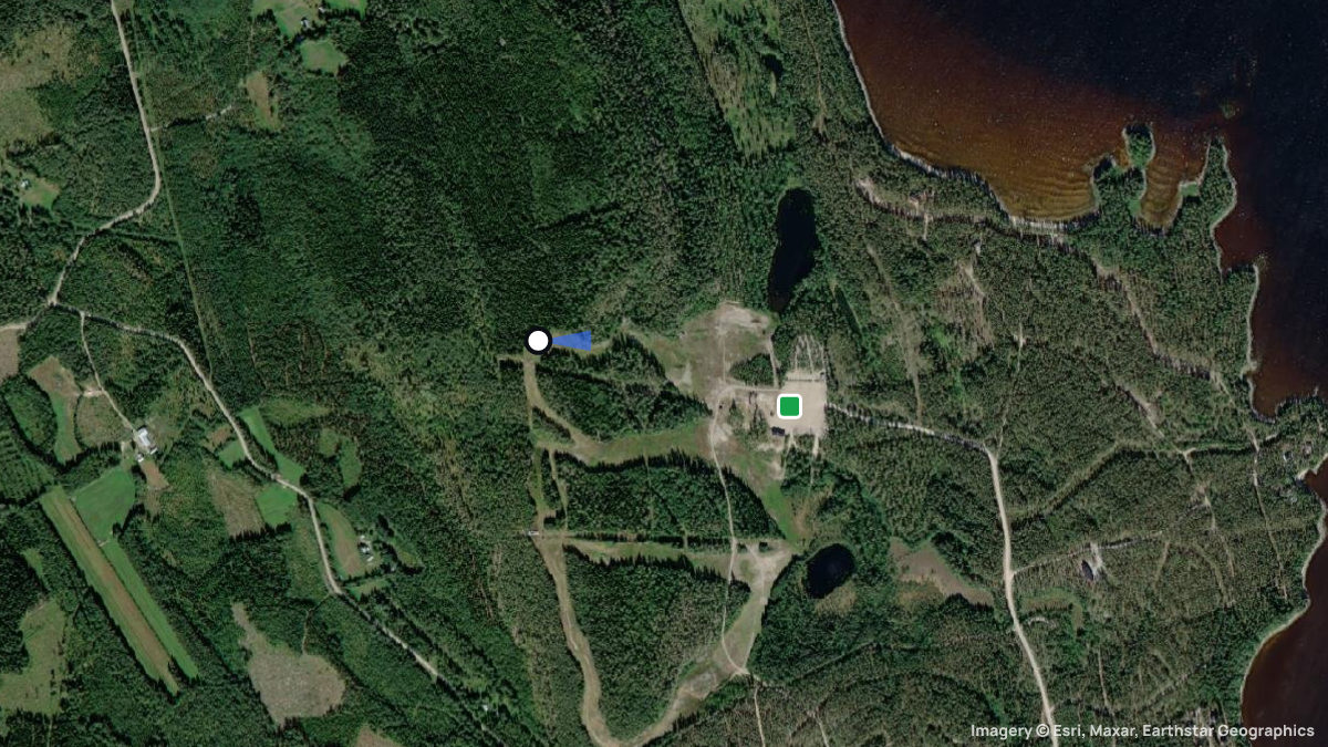 Satellitenkarte von Loma-Koli mit Start- und Landeplätzen