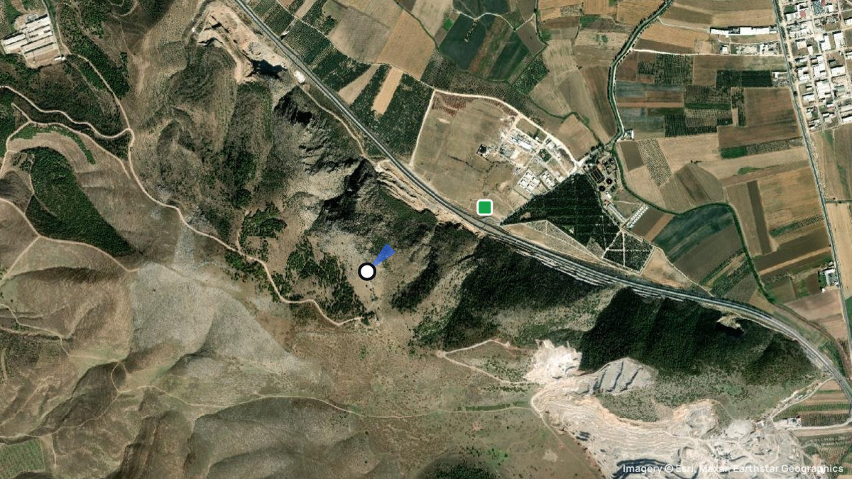 Satellite map of Karahöyük with its launches and landings