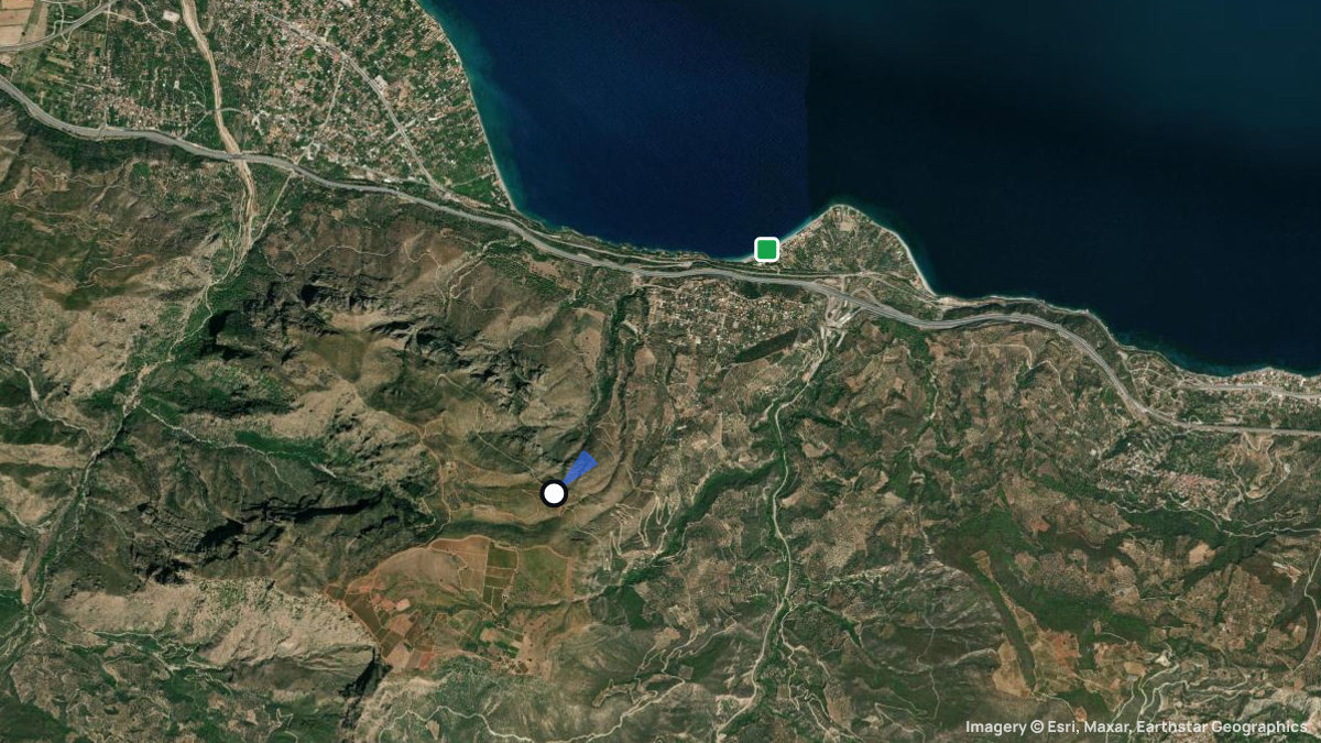 Satellite map of Trapeza with its launches and landings