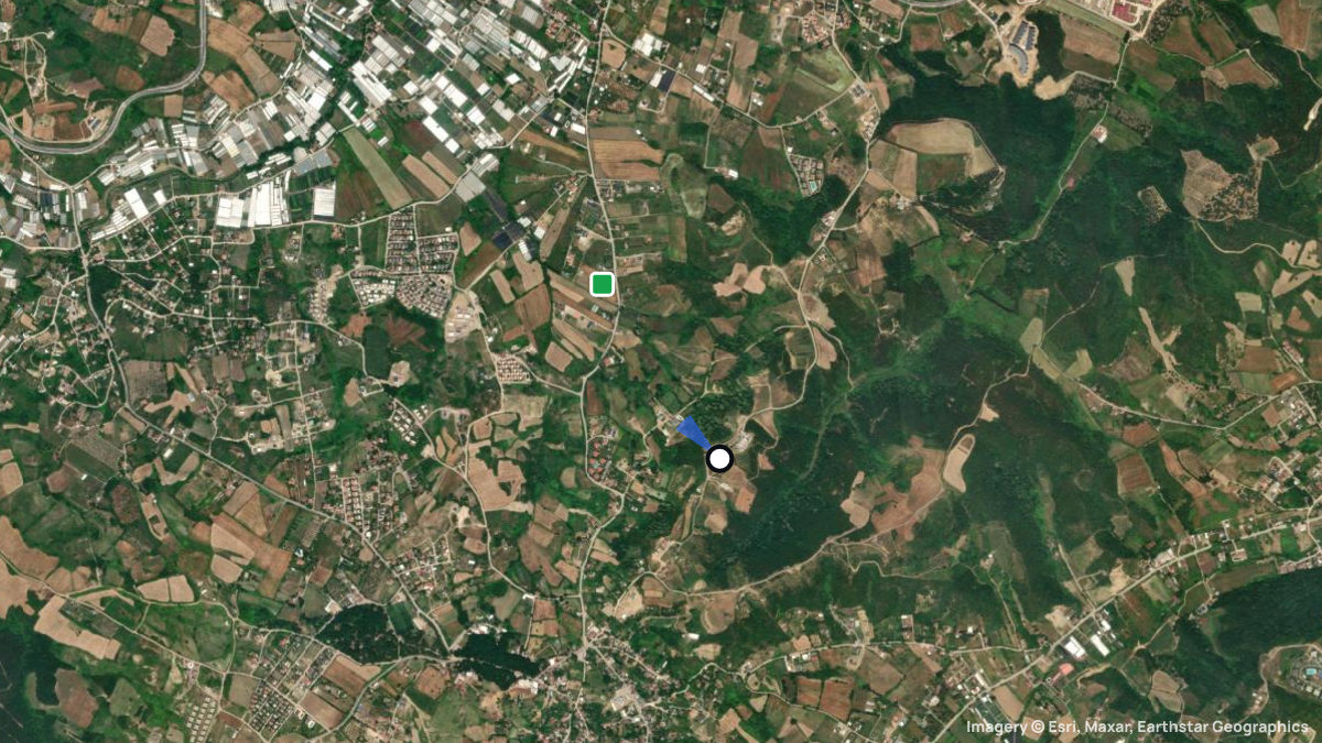 Satellitenkarte von Akköy mit Start- und Landeplätzen
